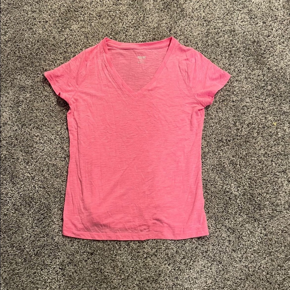 Pink t-shirt